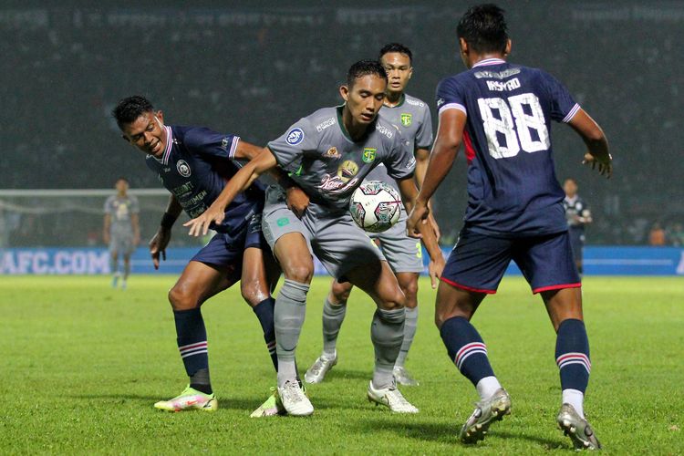 Link Live Streaming Persebaya Vs Arema FC, Kickoff 20.30 WIB